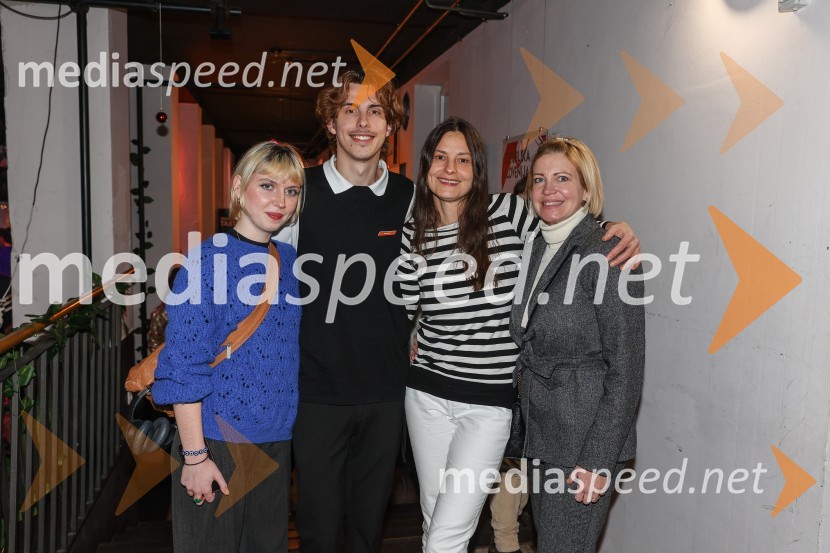  ... ;  ... ;  Simona Semenič, dramatičarka;  ... žbam!, premiera drame, Slovensko mladinsko gledališče