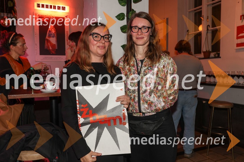  Mina  Žabnikar- Mina Fina, umetnica;  Urška Brodar, dramaturginja, Slovensko mladinsko gledališčežbam!, premiera drame, Slovensko mladinsko gledališče