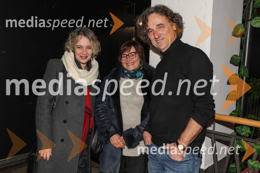  ... ;  ... ;  Vito Taufer, režiseržbam!, premiera drame, Slovensko mladinsko gledališče