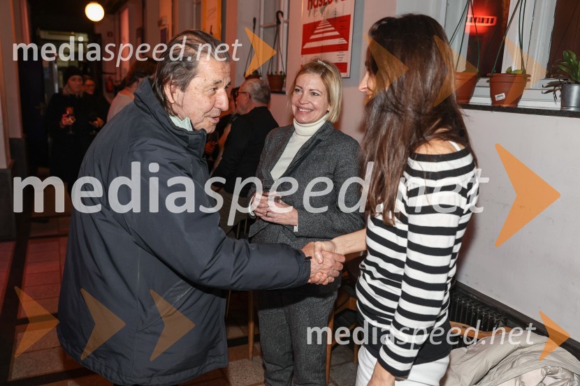  Emil  Filipčič, režiser;  ... ;  Simona Semenič, dramatičarkažbam!, premiera drame, Slovensko mladinsko gledališče