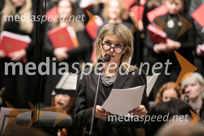  Barbara Uranjek, direktorica, Britansko-slovenska gospodarska zbornicaSlavnostni božični koncert Slovenskega in Britanskega parlamentarnega zbora