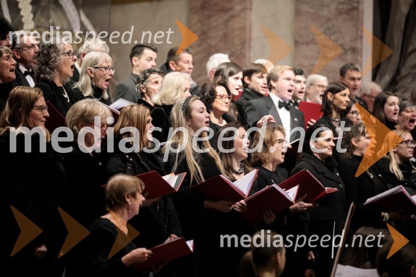 Parlamentarni pevski zbor KvorumSlavnostni božični koncert Slovenskega in Britanskega parlamentarnega zbora