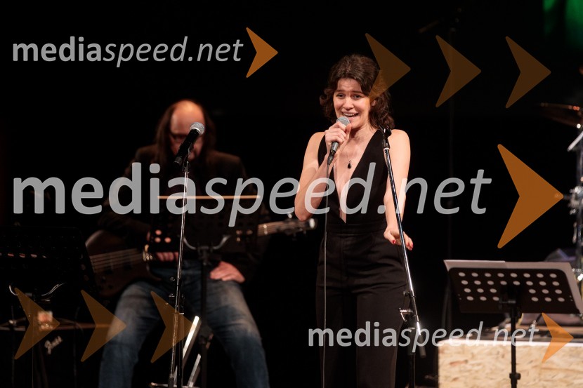  Urša Kavčič, igralkaMojih 5 minut je danes, dobrodelni koncert za Sklad Jerneja Šugmana