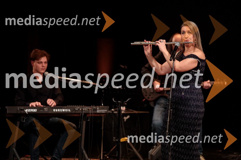  Nina Valič, igralkaMojih 5 minut je danes, dobrodelni koncert za Sklad Jerneja Šugmana