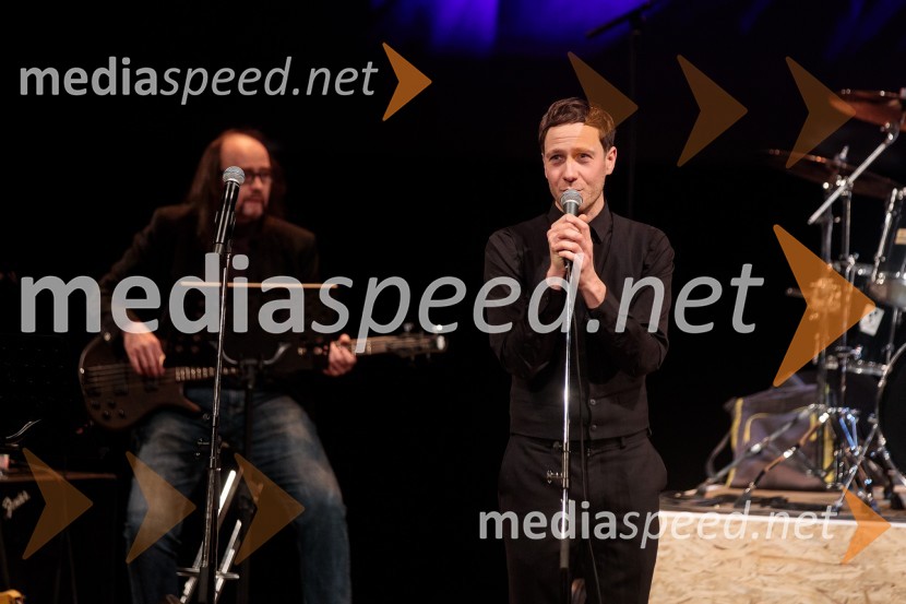  Klemen Slakonja, igralec, komik in TV voditeljMojih 5 minut je danes, dobrodelni koncert za Sklad Jerneja Šugmana