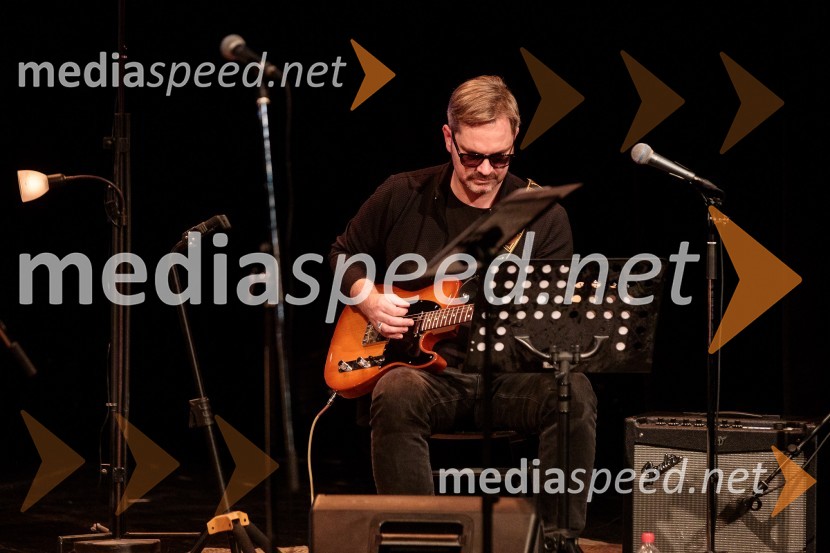  Jurij  Zrnec, igralecMojih 5 minut je danes, dobrodelni koncert za Sklad Jerneja Šugmana