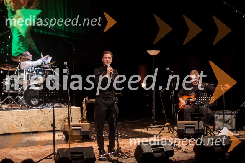  Klemen Slakonja, igralec, komik in TV voditelj;  Jurij  Zrnec, igralecMojih 5 minut je danes, dobrodelni koncert za Sklad Jerneja Šugmana