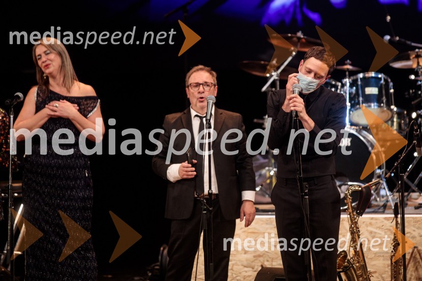  Nina Valič, igralka;  Bojan Emeršič, igralec;  Klemen Slakonja, igralec, komik in TV voditeljMojih 5 minut je danes, dobrodelni koncert za Sklad Jerneja Šugmana