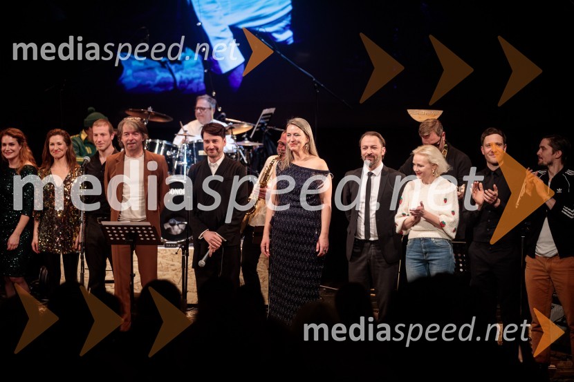  Aleksandra Ilijevski, pevka, skupina Pliš;  Sabina  Kogovšek, igralka;  ... ;  Robert Pešut - Magnifico, glasbenik;  Saša Tabaković, igralec, nekdanji poslanec SMC;  Nina Valič, igralka;  ... ;  Polona  Juh, igralka;  Jurij  Zrnec, igralec;  Klemen Slakonja, igralec, komik in TV voditelj;  Klemen Janežič, igralec Mojih 5 minut je danes, dobrodelni koncert za Sklad Jerneja Šugmana