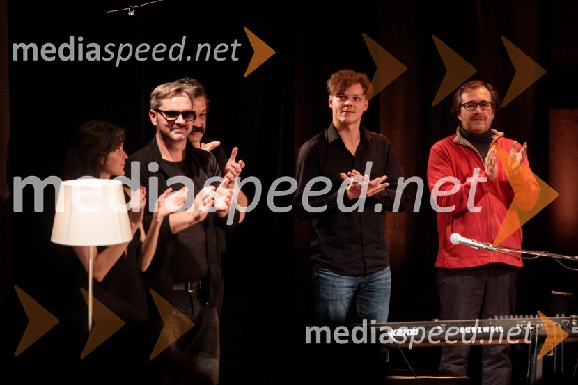  Jurij  Zrnec, igralec;  ... ;  Primož Vitez, glasbenik, dramaturg, prevajalecMojih 5 minut je danes, dobrodelni koncert za Sklad Jerneja Šugmana