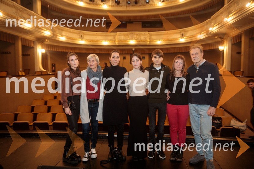  ... ;  ... ;  Andreja Šugman, SiTi Teater;  Sofija Šugman;  Jaša Šugman;  ... ;  ... Mojih 5 minut je danes, dobrodelni koncert za Sklad Jerneja Šugmana