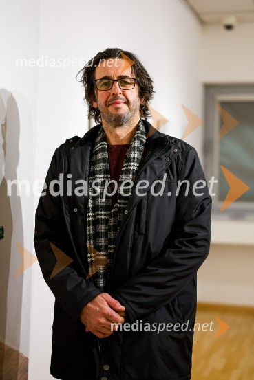  Robert Lozar, slikarOdprtje razstave Roberta Lozarja v Generali galeriji