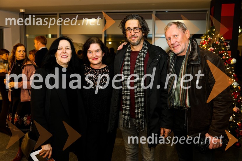  Bojana Žohar;  Petra  Bizilj Silva, kustosinja Generali galerije;  Robert Lozar, slikar;  Aleksij Kobal, slikar in glasbenikOdprtje razstave Roberta Lozarja v Generali galeriji