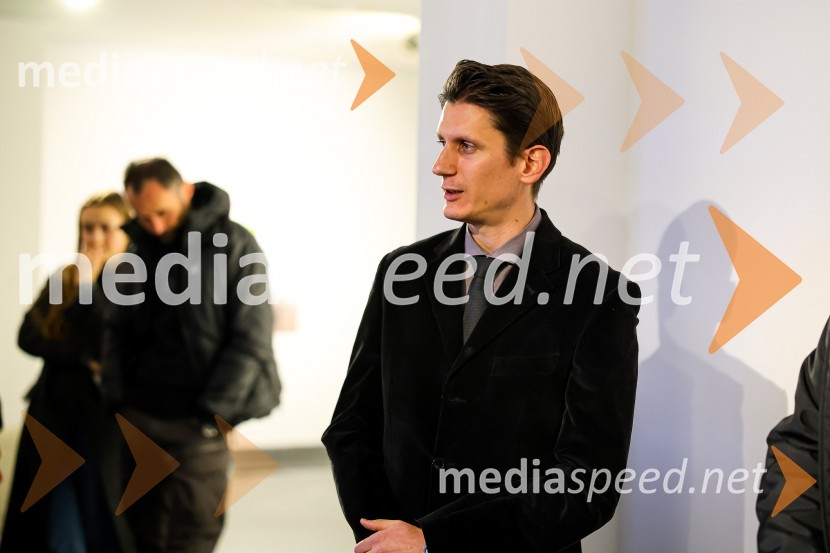 dr. Jure Vuga, umetnostni zgodovinarOdprtje razstave Roberta Lozarja v Generali galeriji