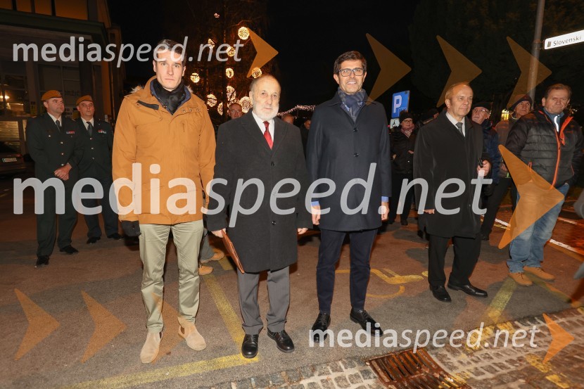  Janez Černe, podžupan Mestne občine Kranj;   Vitomir Gros, nekdanji župan Kranja;  Matjaž Rakovec, župan Mestne občine KranjSpominska slovesnost ob dnevu samostojnosti in enotnosti, Mestna občina Kranj
