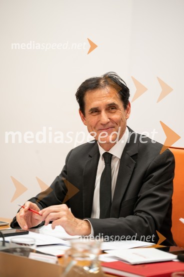  Stojan  Auer, mestni svetnik, LPR - Lista za pravičnost in razvojPrva konstitutivna in izredna seja Mestnega sveta Mestne občine Maribor