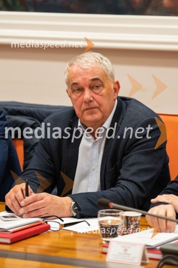  Željko Vogrin, bivši načelnik Upravne enote MariborPrva konstitutivna in izredna seja Mestnega sveta Mestne občine Maribor