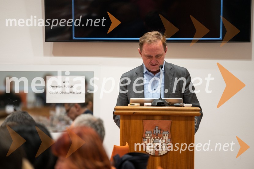 dr. Samo Peter Medved,  podžupan, Mestna občina Maribor Prva konstitutivna in izredna seja Mestnega sveta Mestne občine Maribor