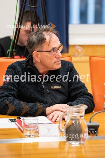 prof.dr. Vojko Flis, Medicinska fakulteta, Univerza v MariboruPrva konstitutivna in izredna seja Mestnega sveta Mestne občine Maribor