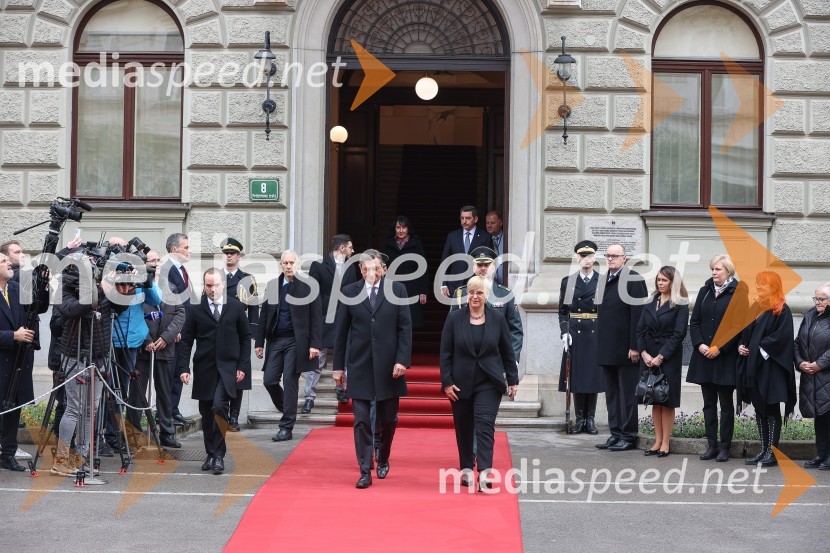  Borut Pahor, predsednik Republike Slovenije; dr. Nataša Pirc Musar, predsednica Republike SlovenijePrimopredaja poslov med Borutom Pahorjem in novo predsednico Natašo Pirc Musar