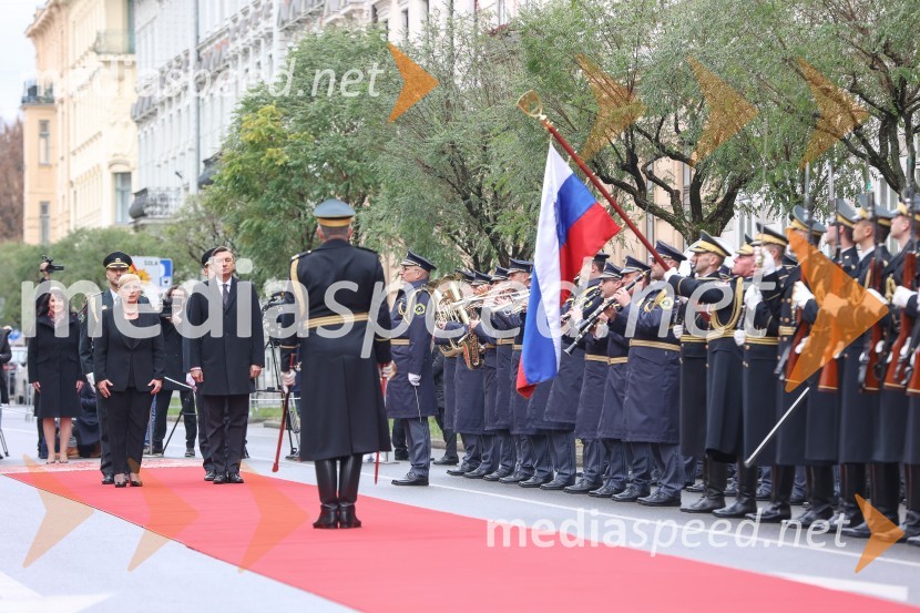 Primopredaja poslov med Borutom Pahorjem in novo predsednico Natašo Pirc Musar