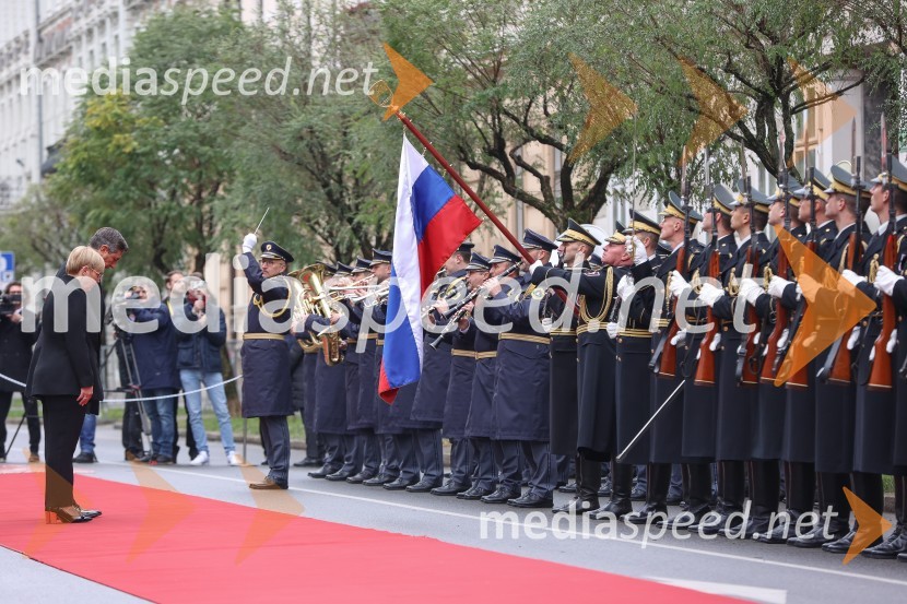 Primopredaja poslov med Borutom Pahorjem in novo predsednico Natašo Pirc Musar