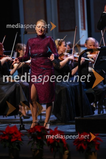  Sabina  Cvilak, operna pevkaBožično-novoletni koncert Opere SNG Maribor