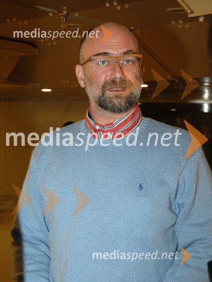  Domen Slana, slikar, oblikovalec in kiparUmrl je Domen Slana, priznani akademski slikar