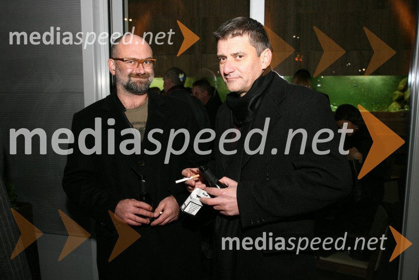  Domen Slana, slikar, oblikovalec in kipar;  ... Umrl je Domen Slana, priznani akademski slikar