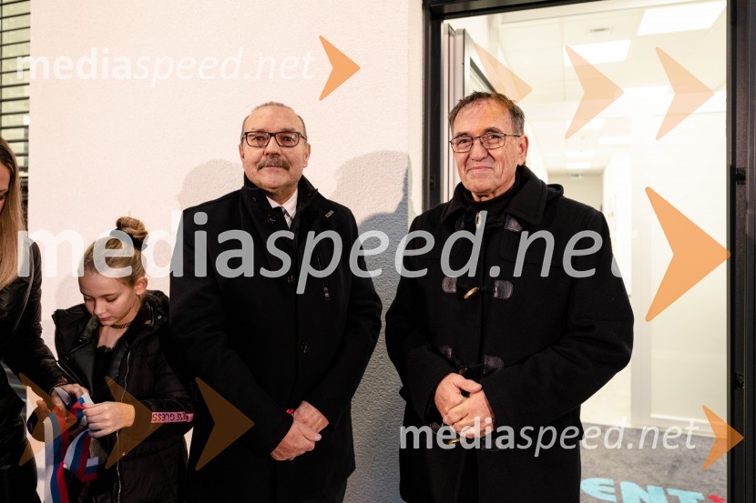  ... ; prof. dr. Vojko Flis, zdravnikOtvoritev novih zdravstvenih prostorov Dentiko