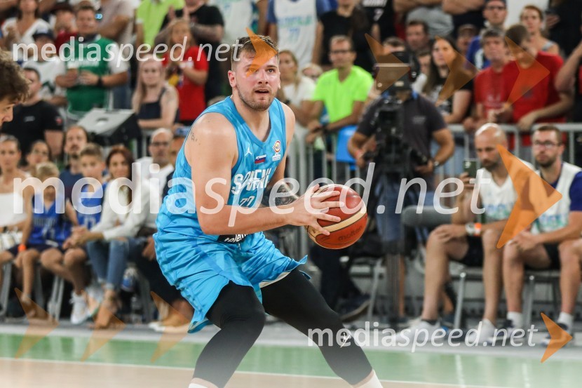  Luka  Dončić, košarkarKoga smo v letu 2022 največkrat ujeli v naše objektive