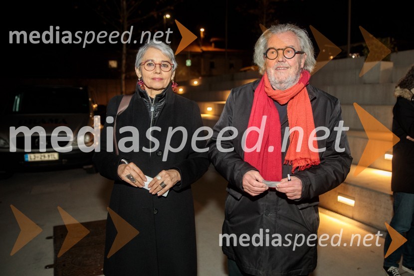  Alja Predan, dramaturginja SLG Celje, nekdanja umetniška direktorica Festivala Borštnikovo srečanje;  Ranko Novak, oblikovalecGibanje, premiera gledališke igre v Cukrarni