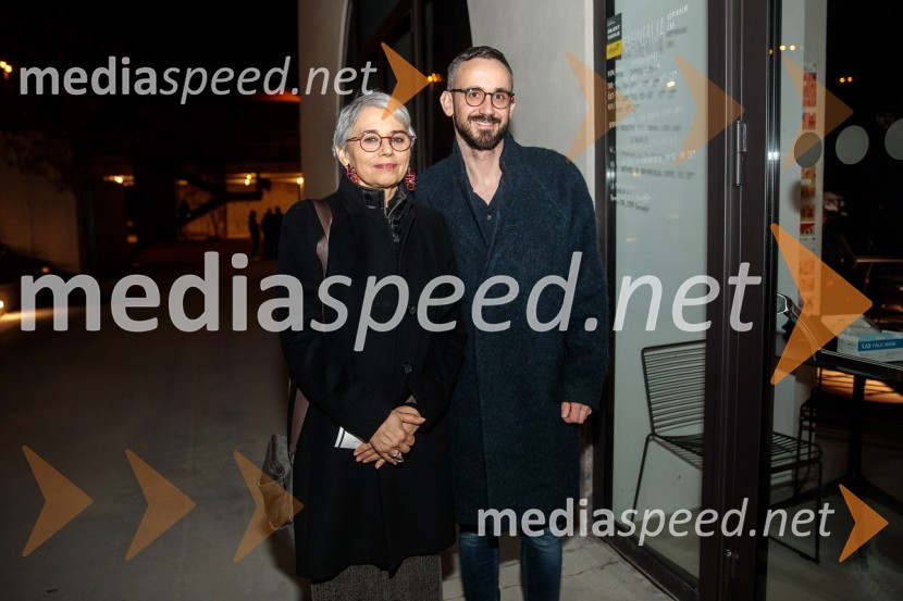  Alja Predan, dramaturginja SLG Celje, nekdanja umetniška direktorica Festivala Borštnikovo srečanje;  Jernej Pristov, vodja službe za odnose z javnostmi SNG Drama LjubljanaGibanje, premiera gledališke igre v Cukrarni