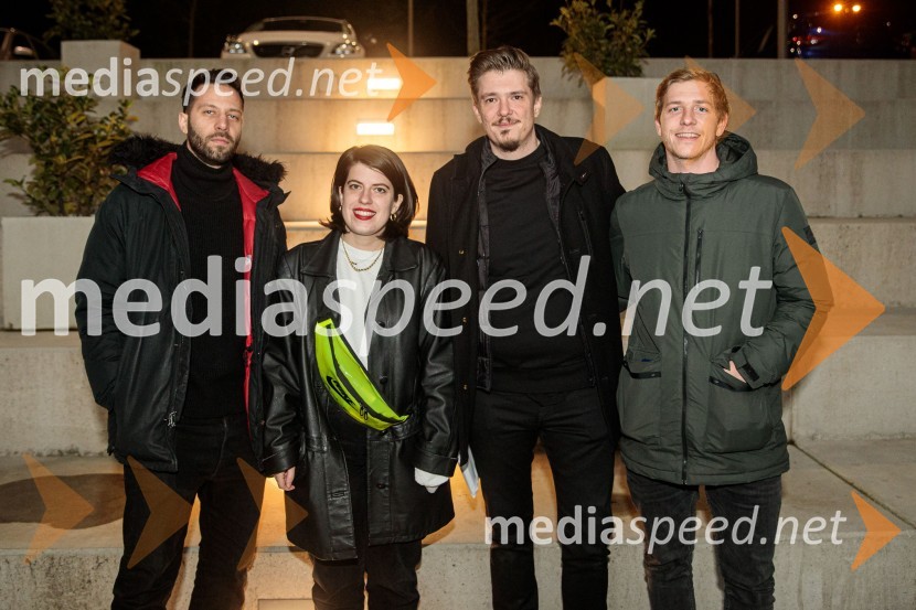 Gibanje, premiera gledališke igre v Cukrarni