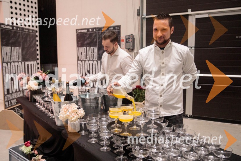 Gibanje, premiera gledališke igre v Cukrarni