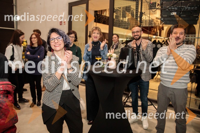  ... ;  Vesna Jurca Tadel, ravnateljice SNG Drama Ljubljana;  Jernej Pristov, vodja službe za odnose z javnostmi SNG Drama Ljubljana;  ... Gibanje, premiera gledališke igre v Cukrarni