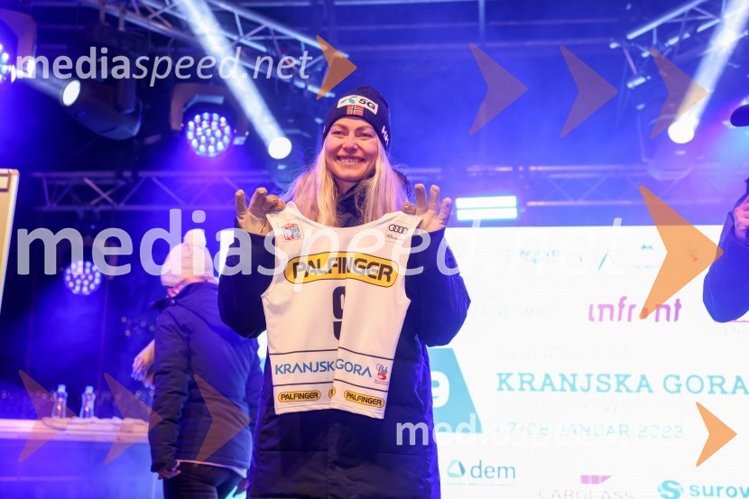  Ragnhild Mowinckel, smučarka (Norveška)Žreb prvega veleslaloma 59. Zlate lisice