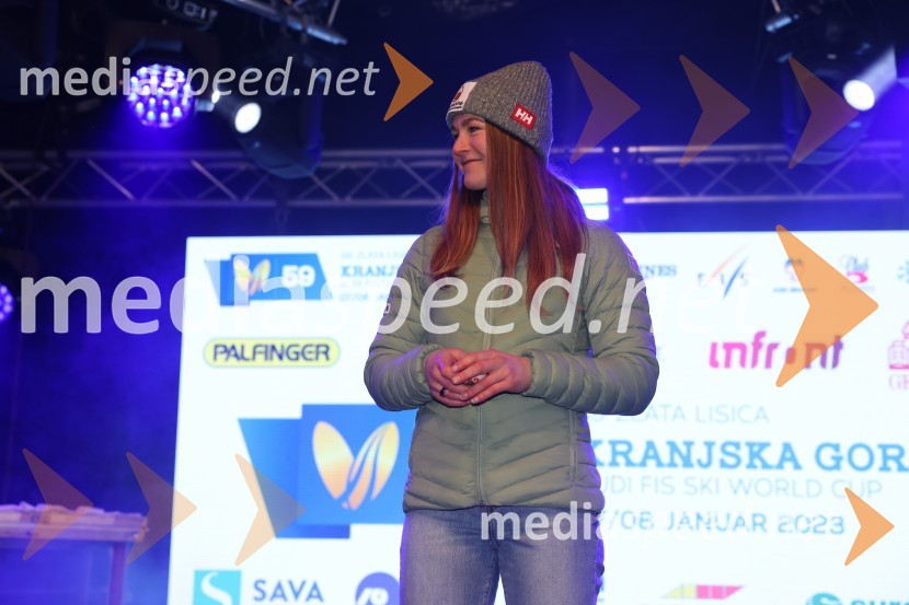  Valérie Grenier , smučarka (Kanada)Žreb prvega veleslaloma 59. Zlate lisice