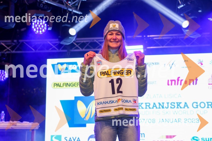  Valérie Grenier , smučarka (Kanada)Žreb prvega veleslaloma 59. Zlate lisice