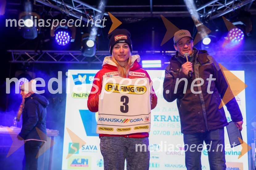  Lara Gut-Behrami, smučarka (Švica);  Mitja Šeško, moderator prireditev Žreb prvega veleslaloma 59. Zlate lisice