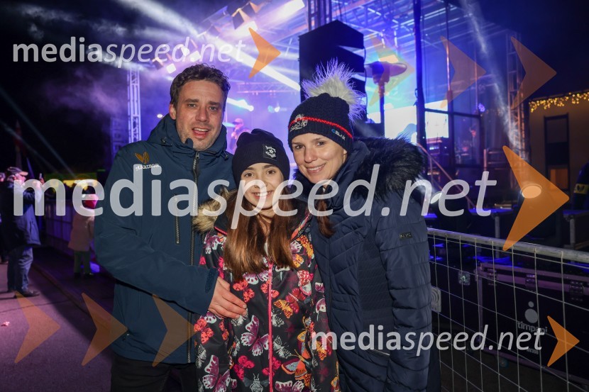  Gregor Lednik, predsednik ASK Branik, generalni sekretar, 59. Zlata lisica;  Neža Lednik;  Tina ŠmonŽreb prvega veleslaloma 59. Zlate lisice