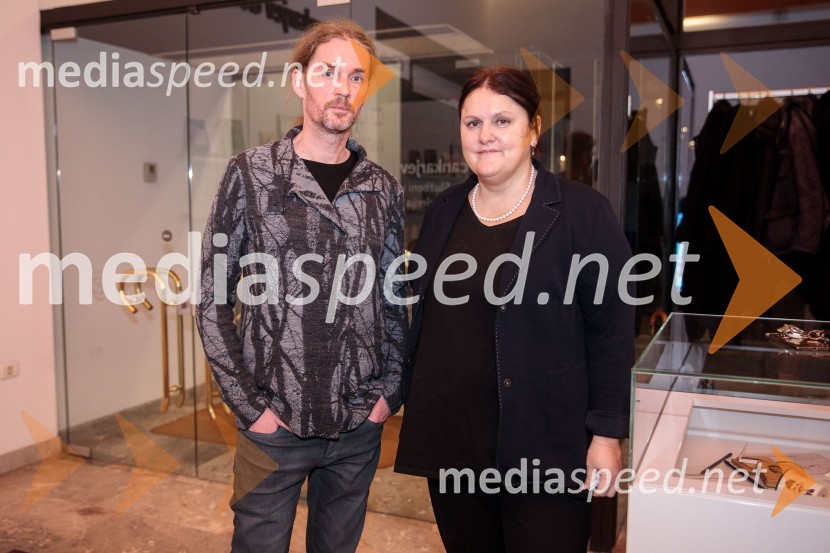  Andrej Jaklič, Cankarjev dom;  Uršula Cetinski, generalna direktorica, Cankarjev domMoja vojna harmonika, premiera zgodovinskega kabareta