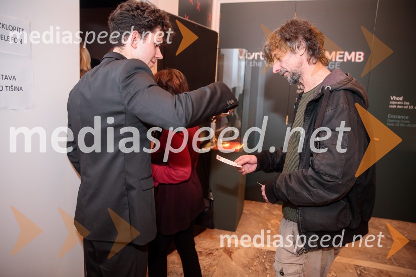  ... ;  Jan  Cvitkovič, igralec, režiserMoja vojna harmonika, premiera zgodovinskega kabareta