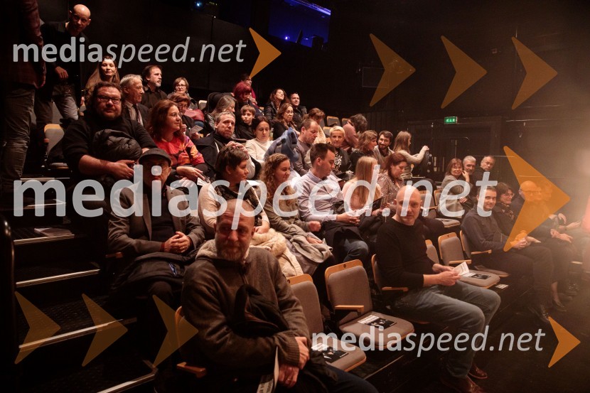 Moja vojna harmonika, premiera zgodovinskega kabareta