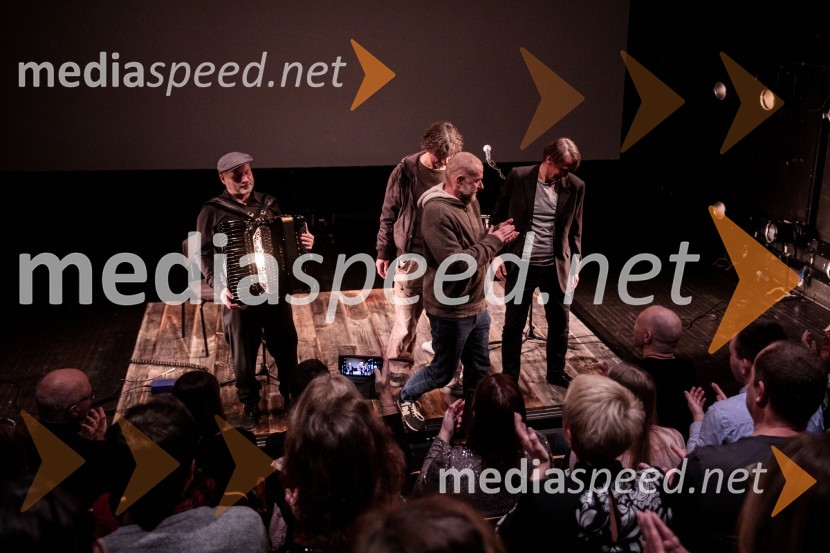  Jure Tori, glasbenik;  Jan  Cvitkovič, igralec, režiser;  Jernej Lorenci, gledališki režiser;  Aleš Šteger, programski direktor, BeletrinaMoja vojna harmonika, premiera zgodovinskega kabareta