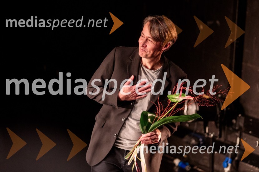  Aleš Šteger, programski direktor, BeletrinaMoja vojna harmonika, premiera zgodovinskega kabareta