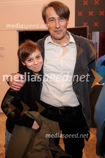  ... ;  Aleš Šteger, programski direktor, BeletrinaMoja vojna harmonika, premiera zgodovinskega kabareta