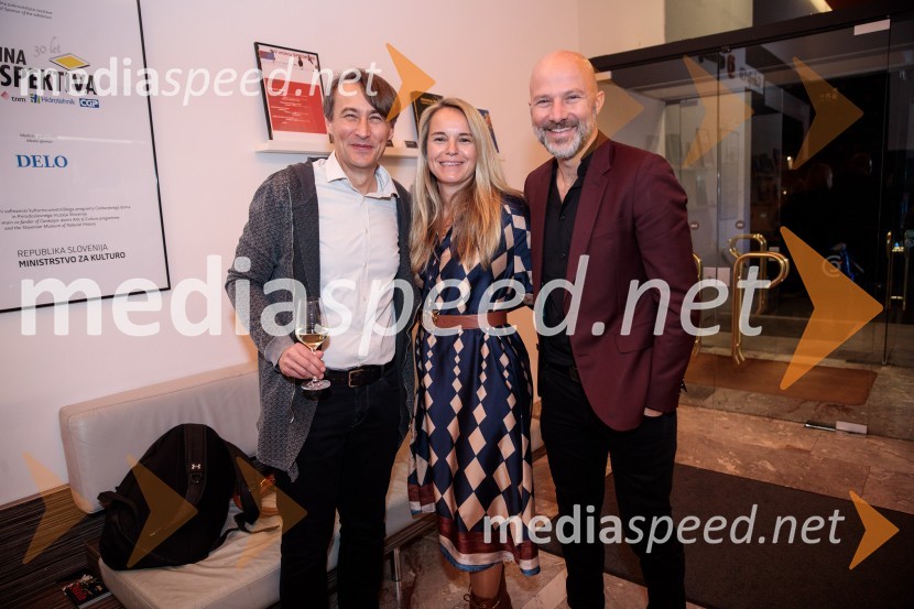  Aleš Šteger, programski direktor, Beletrina;  Anuška Cerovšek Beltram, direktorica Stal d.o.o.;  Marjan Beltram, NomagoMoja vojna harmonika, premiera zgodovinskega kabareta