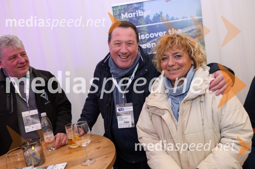  Tomaž Taškar, direktor TV3;  Sandi Šegatin;  Metka Jerman Šenica,  nekdanja smučarka59. Zlata lisica, VIP sobota