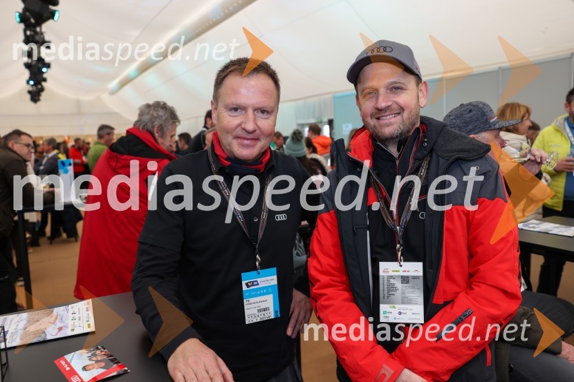  Samo Pagon, vodja marketinga znamke Audi pri podjetju Porsche Slovenija d.o.o.;  Franci Bolta, direktor znamke Audi pri podjetju Porsche Slovenija d.o.o.59. Zlata lisica, VIP sobota